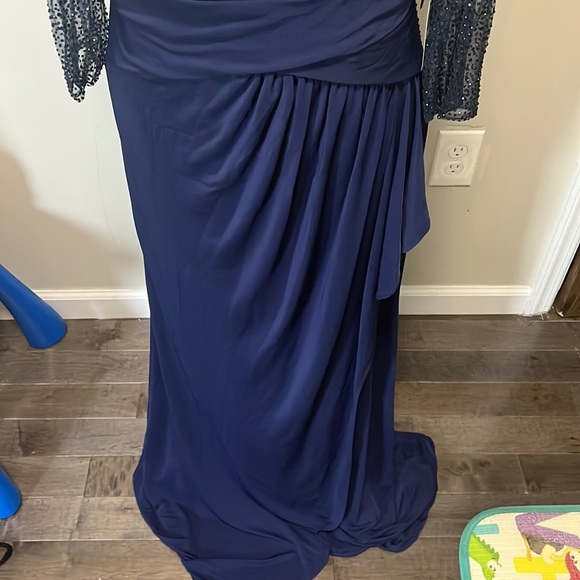 La Femme sequin gown size 10 - Picture 5 of 11